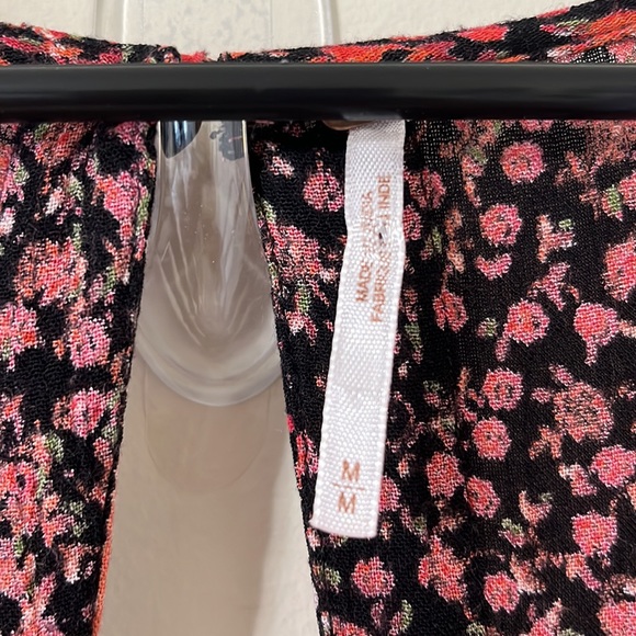 Free People Boho Floral Culotte Wide Leg Cropped Jumpsuit Size Medium - Picture 9 of 13